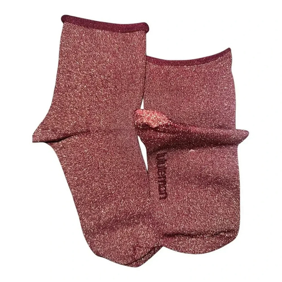 Lululemon Maroon/Gold Quarter Length Sparkle Socks, Medium - Picture 3 of 5